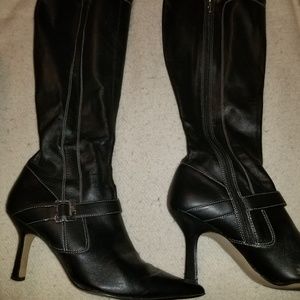 Ann Klein black high heeled boot